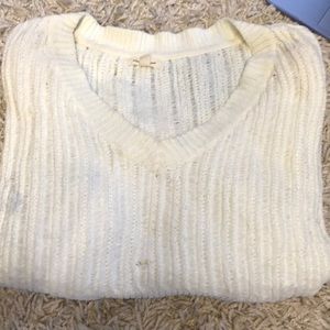 White knit cropped sweater